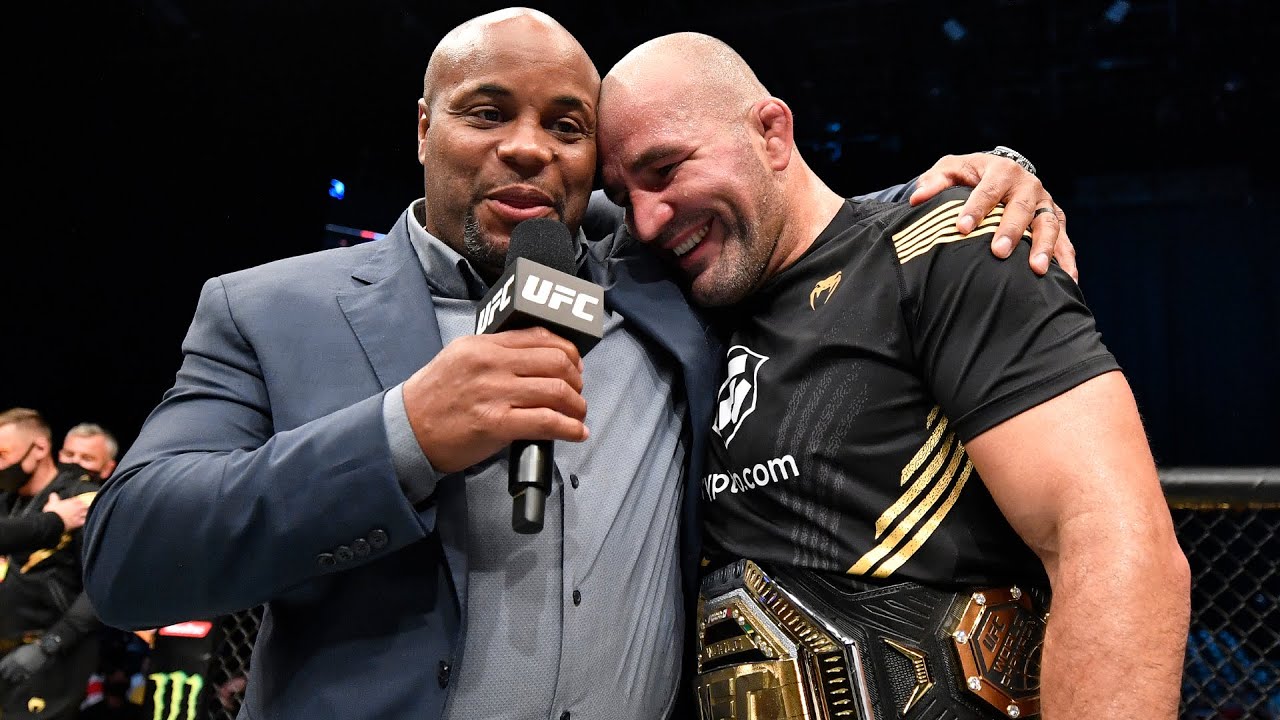 Glover Teixeira and Daniel Cormier