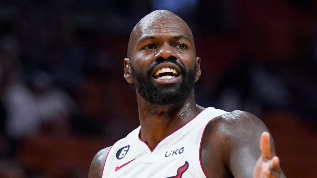 Heats Dewayne Dedmon Gets Ejected For Throwing Massage Gun On Court After Heated Altercation 