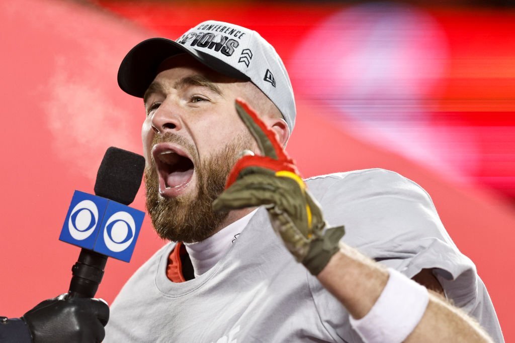 Kansas City Chiefs tight end Travis Kelce agrees four-year, $57m extension, NFL News