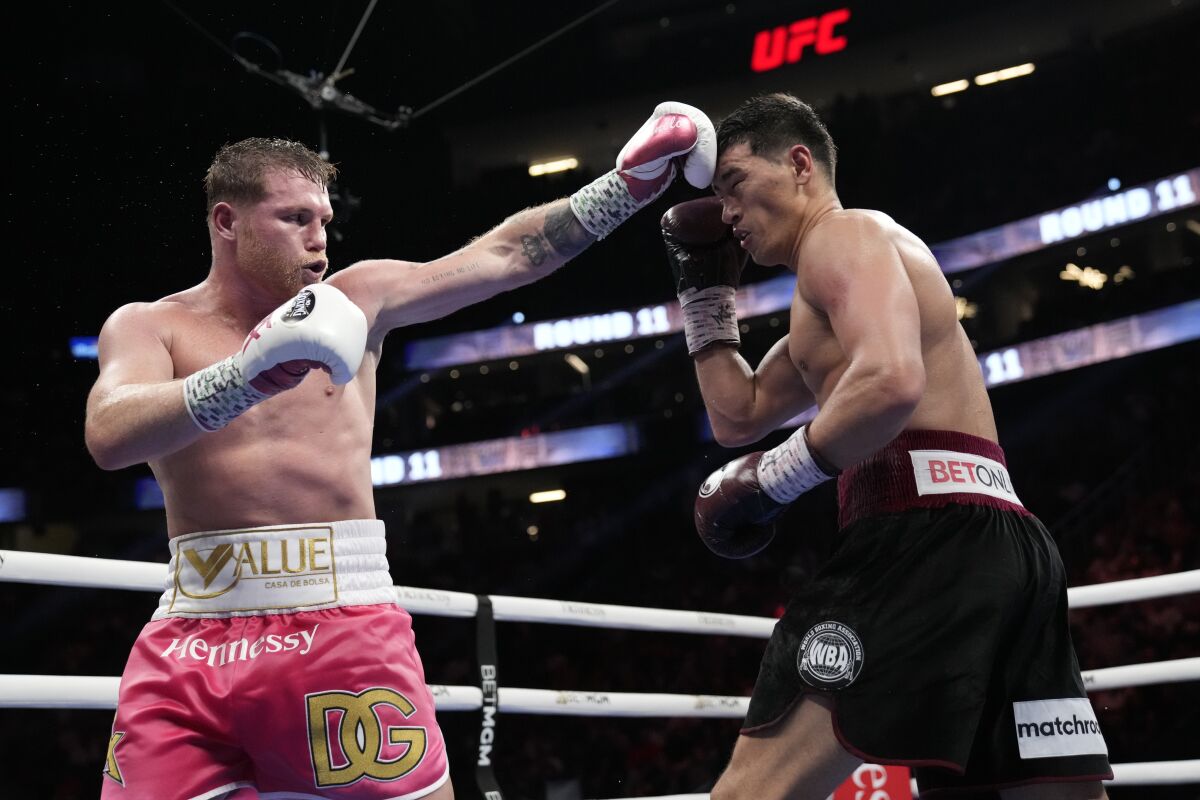 Canelo Alvarez lands a jab