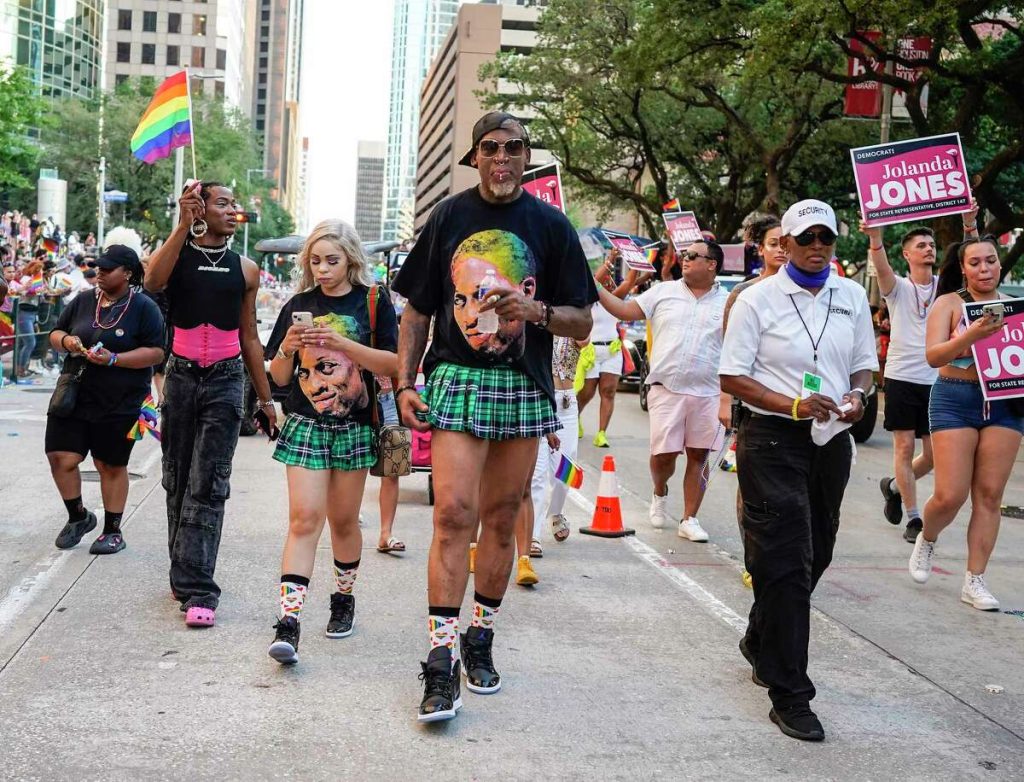 Dennis Rodman Spotted At LGBTQ Rally, Former NBA Star Sends Bold ...