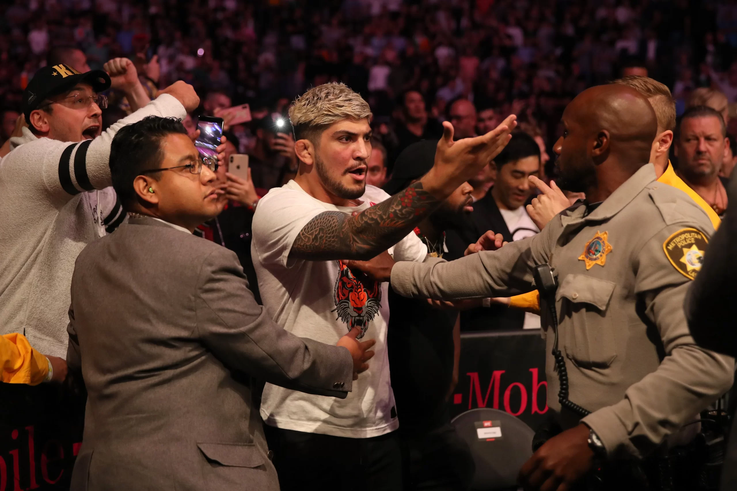 Khabib Nurmagomedov once leapt out of the cage at Dillon Danis after ...