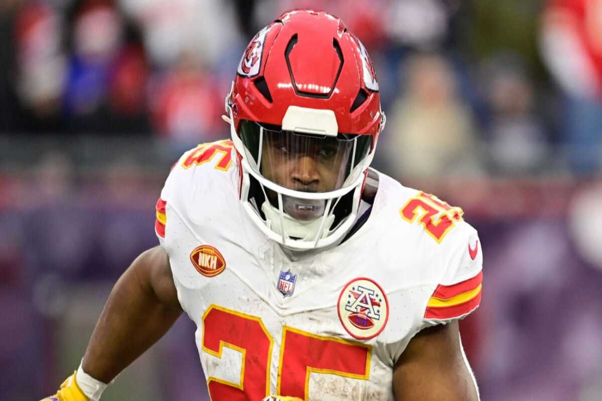 Chiefs CB Clyde Edwards-Helaire Reveals Emotional Reason For Attending ...