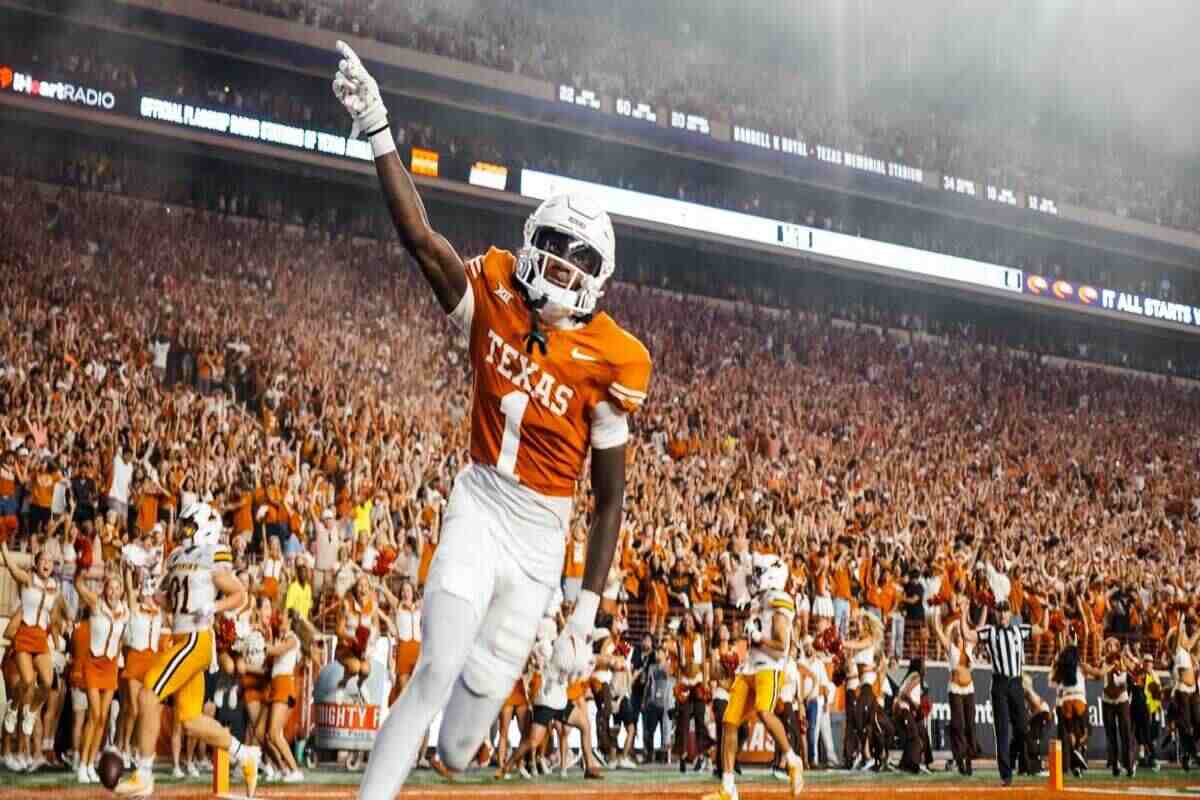 Who is Texas WR Xavier Worthy's mother once explained why her son move ...