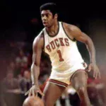 Oscar Robertson Recalls Racial Tensions On Being The Only Black Player