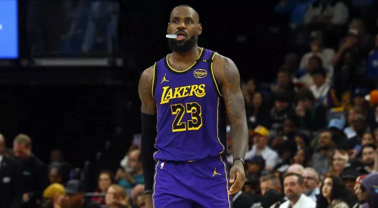 Celtics Capitalize on LeBron James’ Groin Injury in Lakers’ 111-101 Defeat