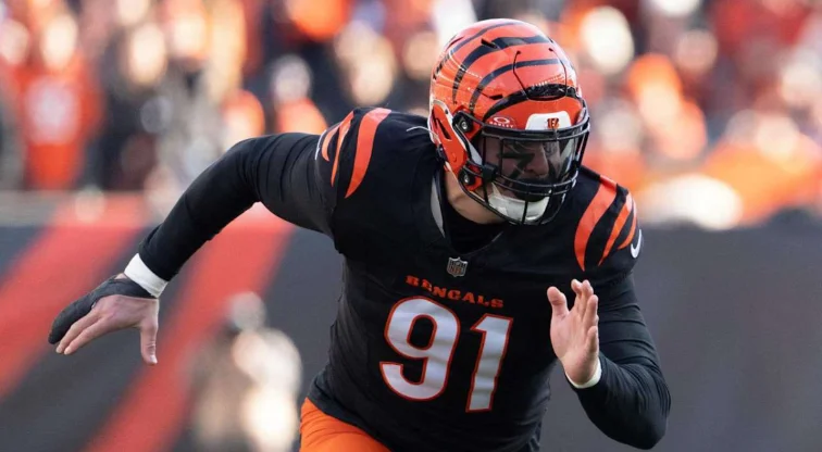 Bengals Trey Hendrickson to Reportedly Explore 8 Trade Proposals